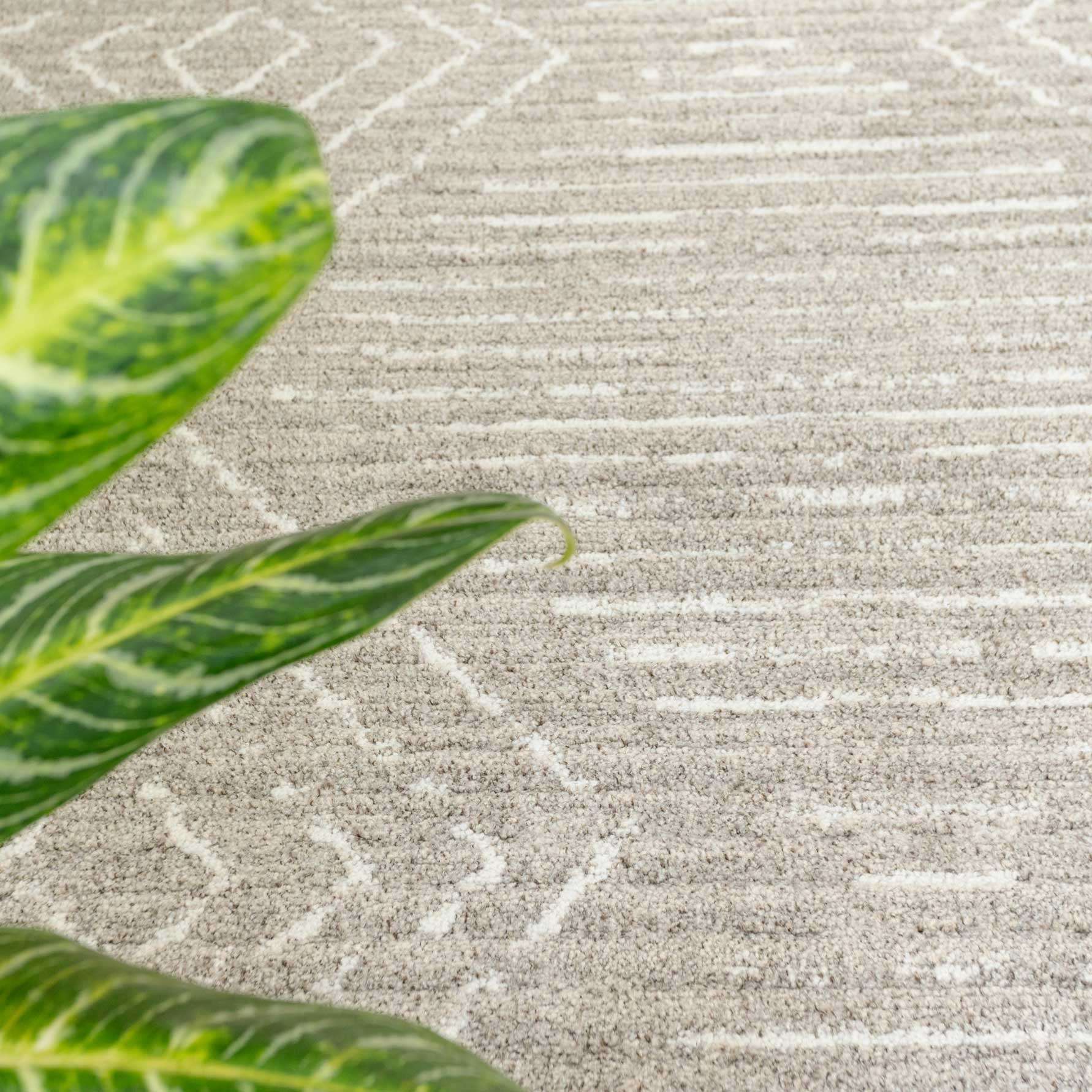 Cosy Soft Diamond Beige Moroccan Berber Bedroom Rug - Image 7