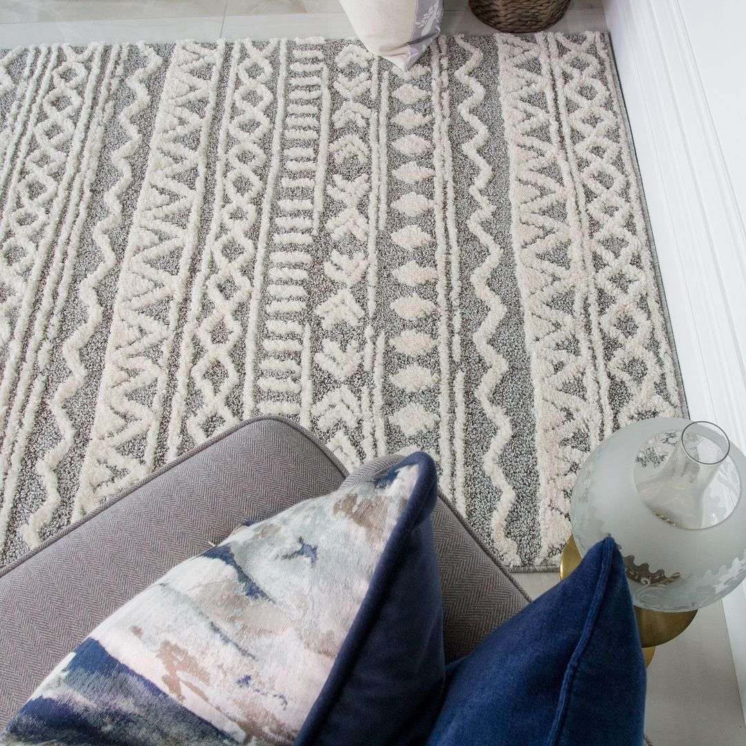 Grey Cream Aztec Runner Rug - Image 4