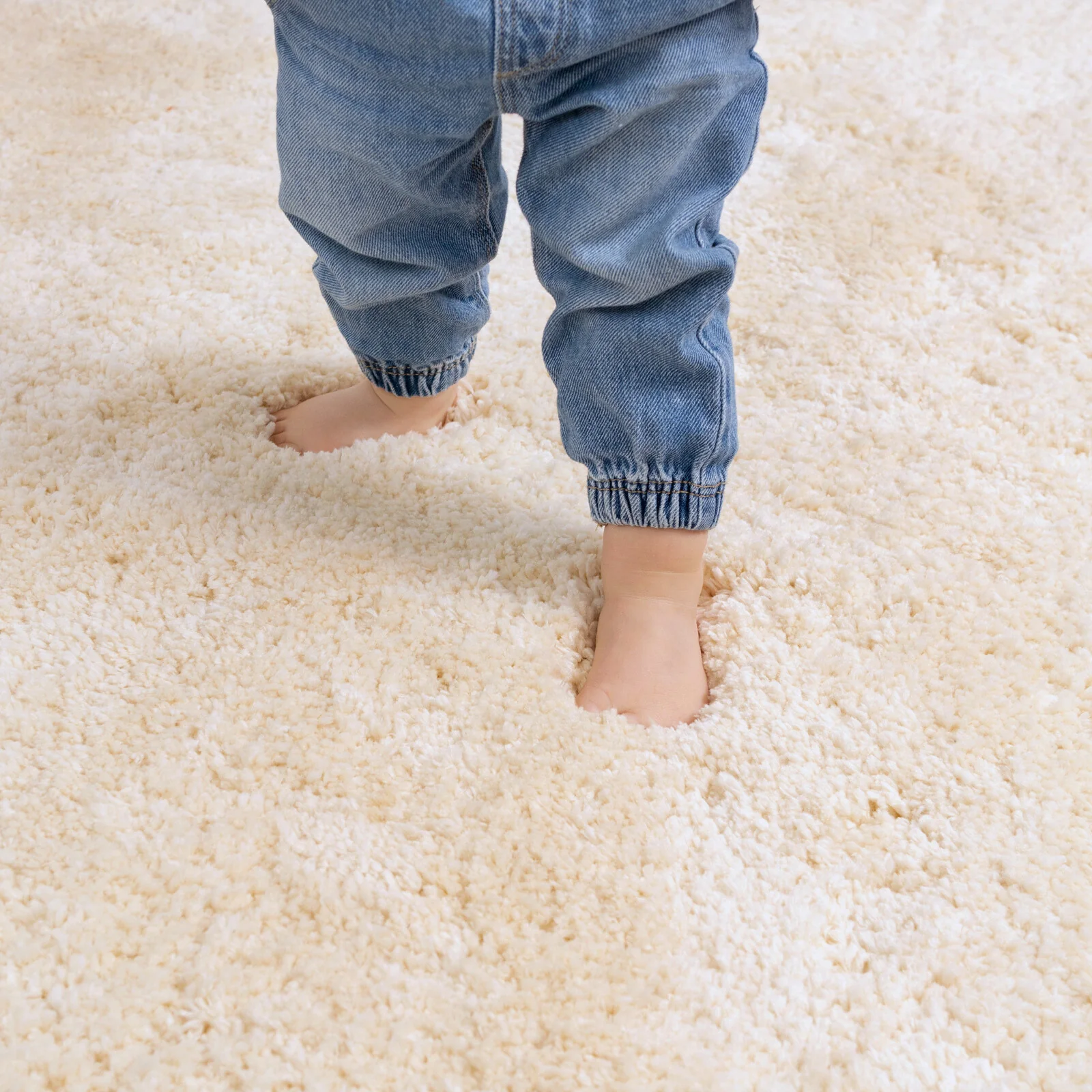 Premium Washable Shaggy Cream Rug - Image 5