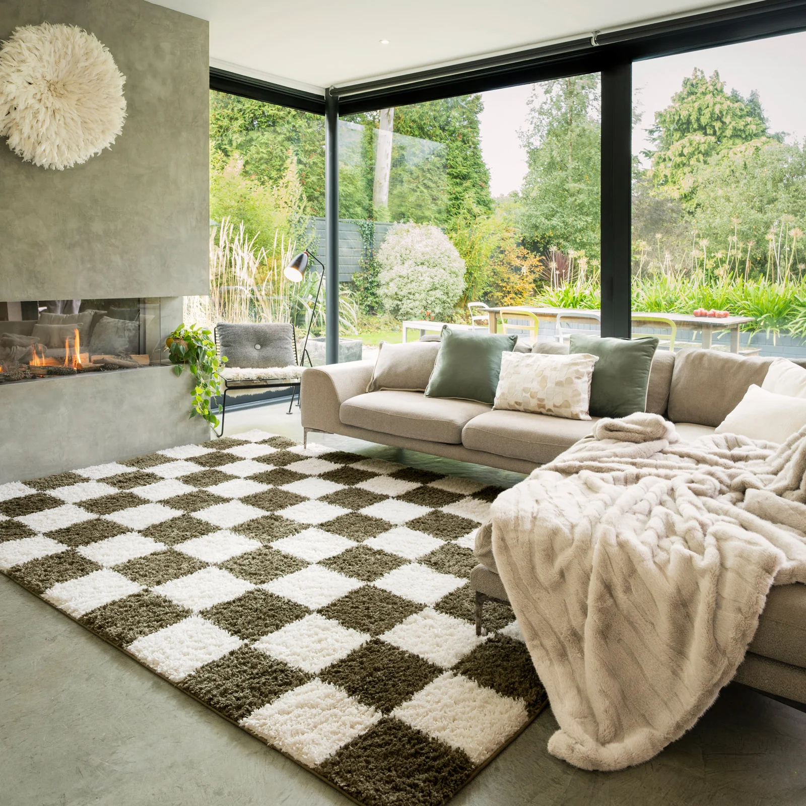 Soft Green Checkerboard Shaggy Rug - Josie - Image 4