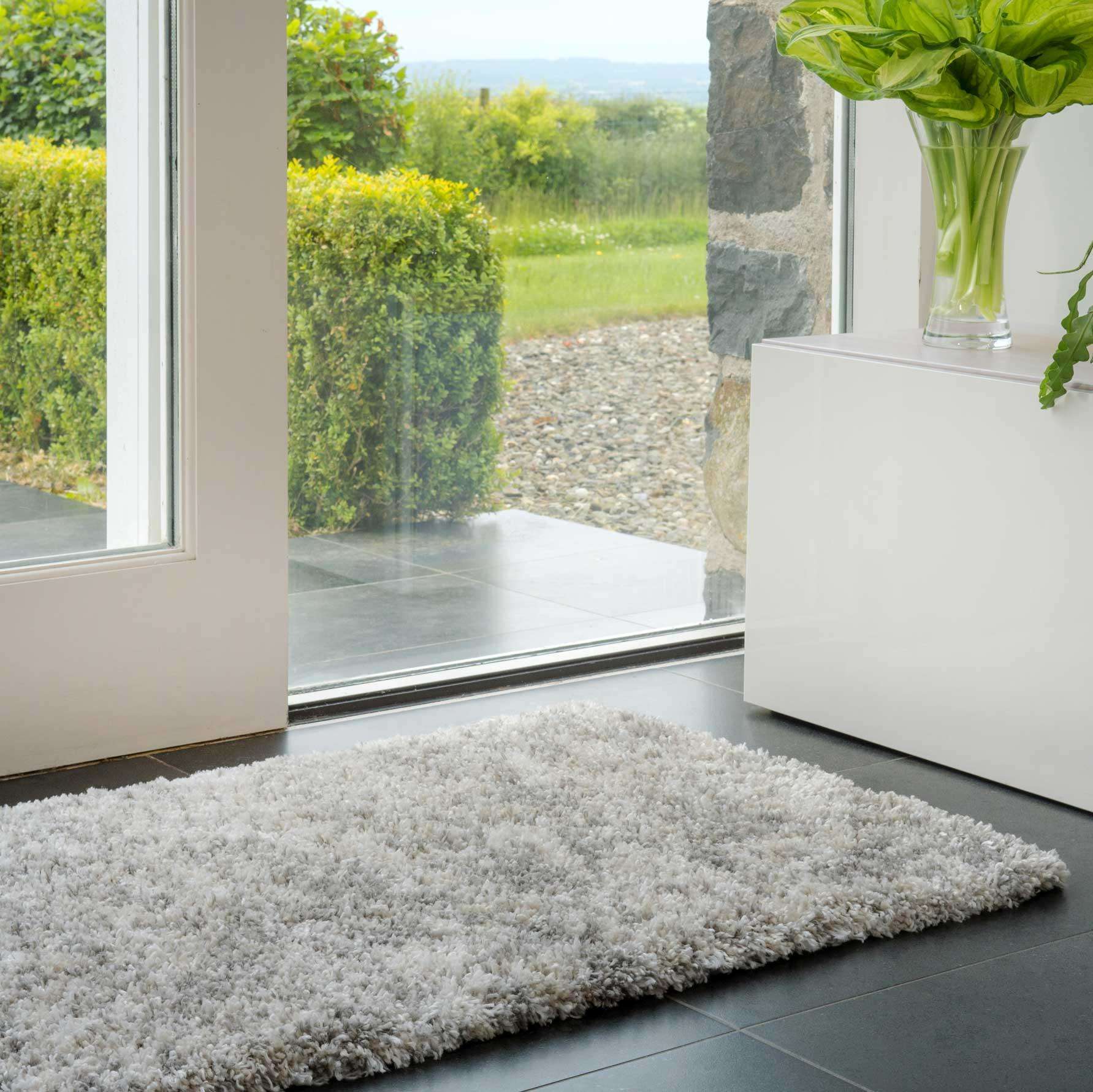 Soft Mottled Silver Shaggy Area Rug - Image 7