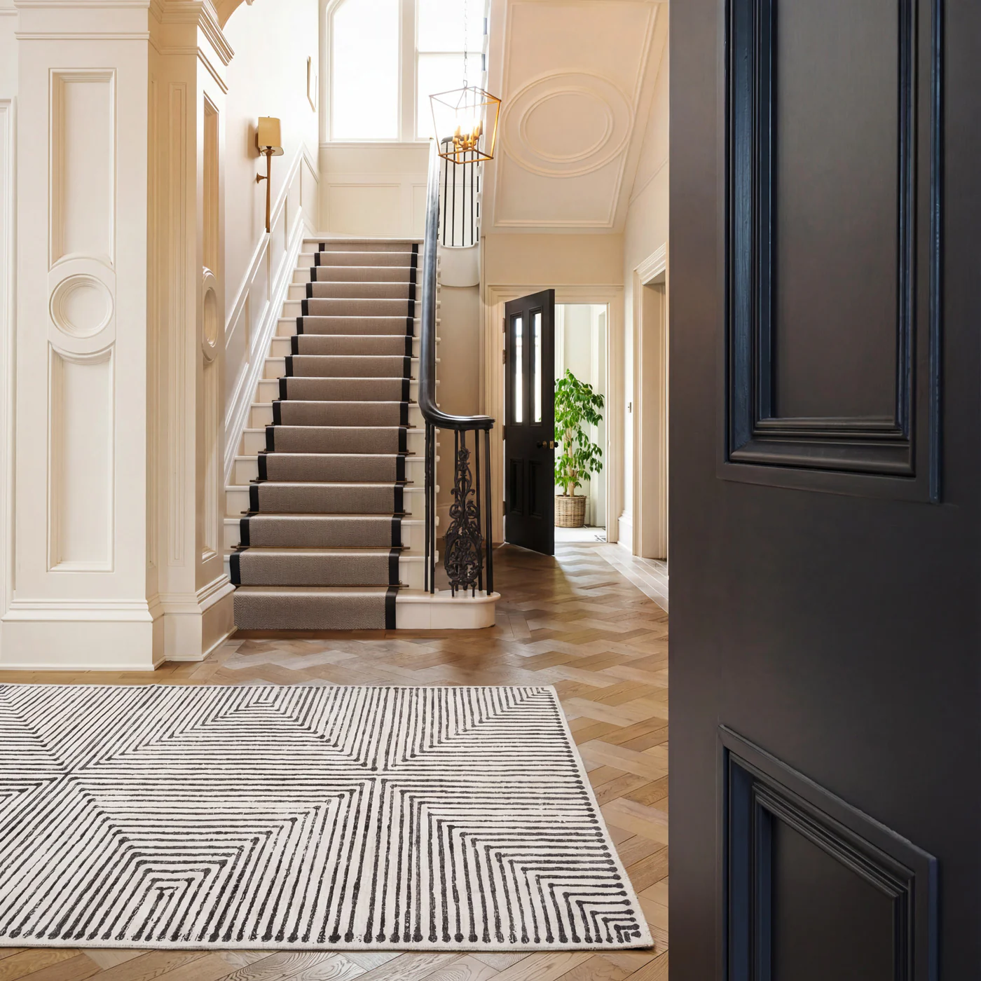 Soft Washable Black Geometric Rug - Maverick - Image 2