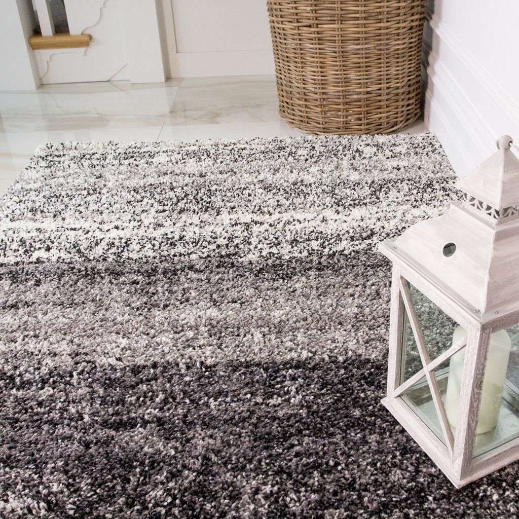 Super Soft Black Stripe Shaggy Bedroom Rug - Image 4