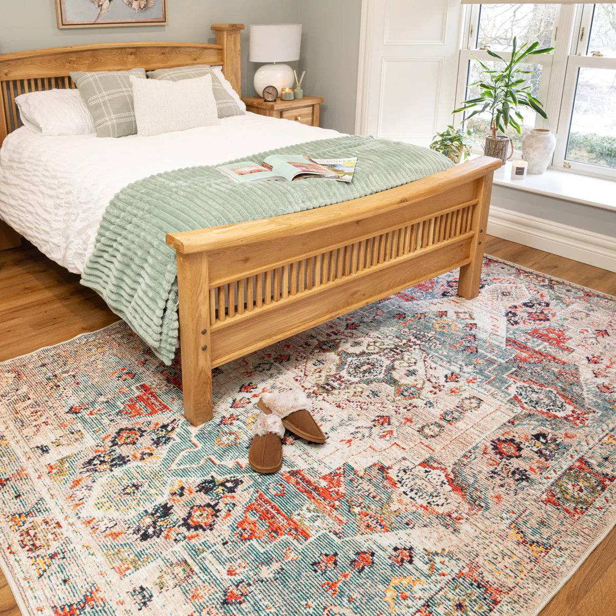 Traditional Medallion Washable Rug - Hue - Image 3