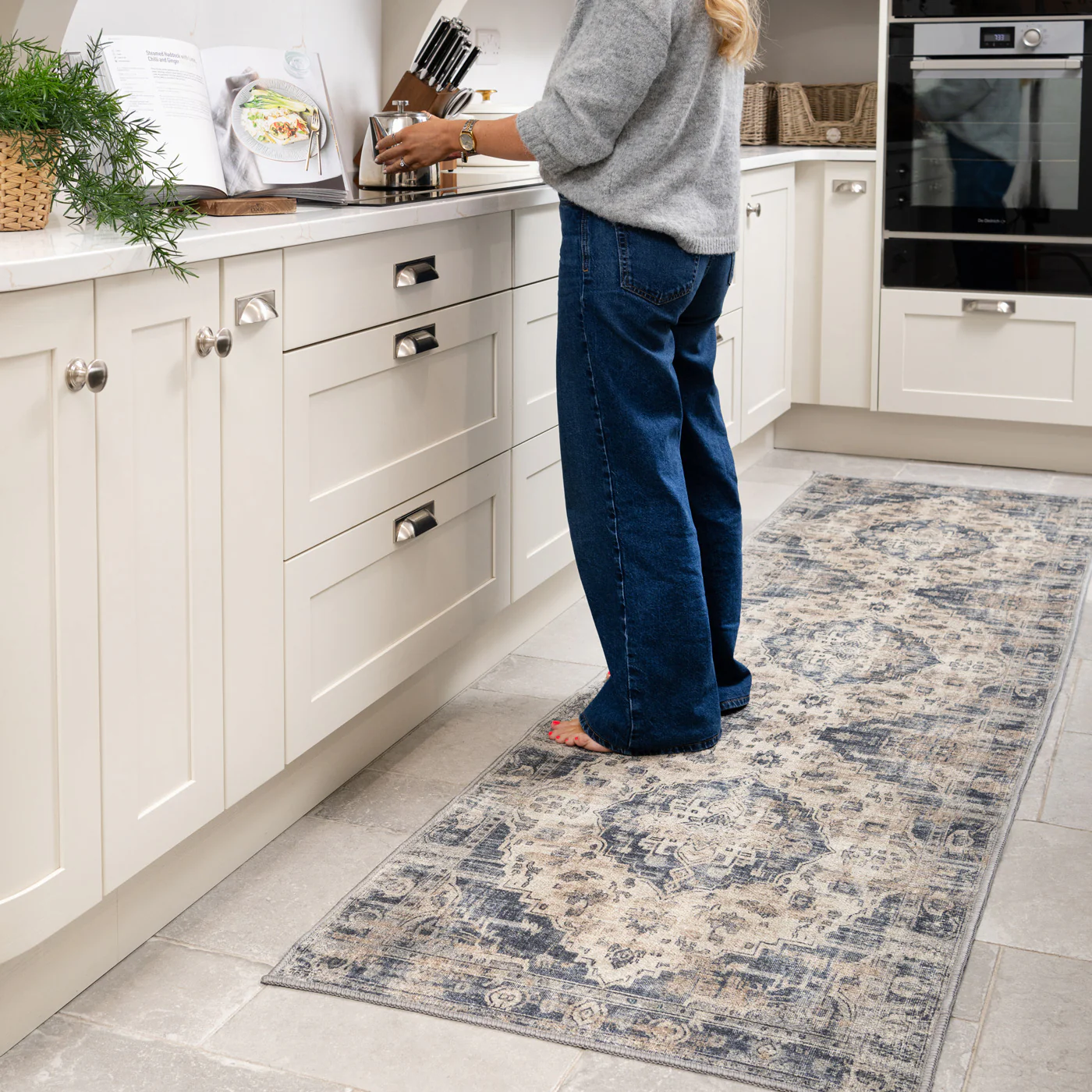 Washable Blue Traditional Runner - Kith - Image 2